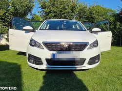 Alb Utilizat 2018 Peugeot 308 Allure Hatchback | 8.000 EUR (Preț bun)