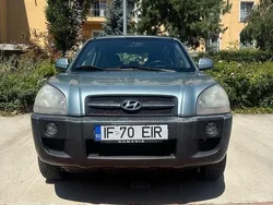 Culoareverde Utilizat 2008 Hyundai Tucson GLS SUV | 4.500 EUR (Preț bun)