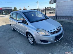 Utilizat 2008 Opel Zafira Monovolum | 2.099 EUR (Preț bun)