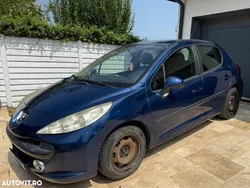 Culoarealbastru Utilizat 2007 Peugeot 207 Hatchback | 2.400 EUR (Preț OK)