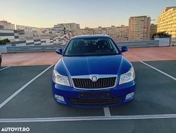 Culoarealbastru Utilizat 2009 Skoda Octavia Elegance Hatchback | 3.630 EUR (Super Preț)