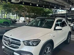 Alb Utilizat 2020 Mercedes GLE350e SUV | 54.500 EUR (Scump)