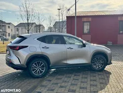 Gri Utilizat 2022 Lexus NX450h+ Executive Line SUV | 49.900 EUR