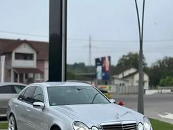 Utilizat 2005 Mercedes E200 Berlinǎ | 5.100 EUR
