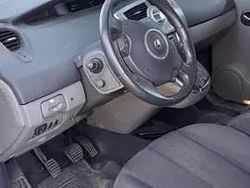Utilizat 2007 Renault Scénic II Monovolum | 1.050 EUR (Preț bun)