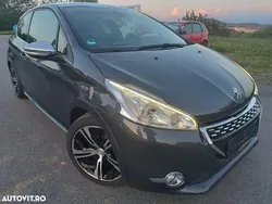Argint Utilizat 2014 Peugeot 208 GTi Hatchback | 6.990 EUR
