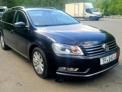 Negru Utilizat 2013 VW Passat Highline Break | 7.198 EUR (Preț bun)