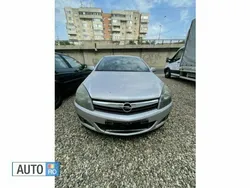 Argintiu Utilizat 2005 Opel Astra Coupe | 1.750 EUR (Preț OK)