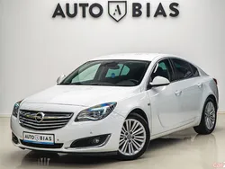 Alb Utilizat 2015 Opel Insignia Innovation Berlinǎ | 9.450 EUR (Scump)