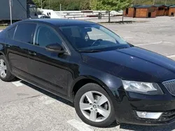 Negru Utilizat 2014 Skoda Octavia Berlinǎ | 8.300 EUR