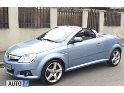 Argintiu Utilizat 2005 Opel Tigra Coupe | 2.190 EUR