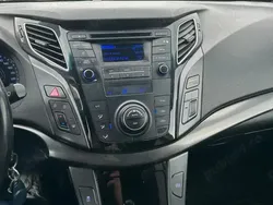 Negru Utilizat 2016 Hyundai i40 Berlinǎ | 7.300 EUR