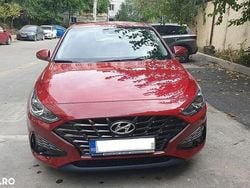 Culoarerosu Utilizat 2022 Hyundai i30 Hatchback | 14.500 EUR
