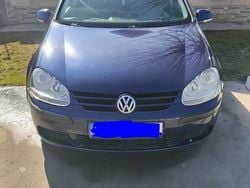 Utilizat 2005 VW Golf V Hatchback | 2.000 EUR (Preț bun)