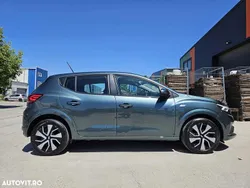 Culoareverde Utilizat 2025 Dacia Sandero Expression Hatchback | 12.890 EUR (Preț OK)
