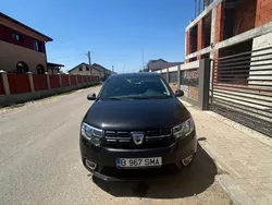 Negru Utilizat 2018 Dacia Sandero Hatchback | 6.699 EUR (Preț bun)