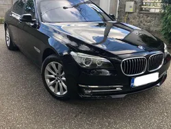 Culoarenegru Utilizat 2013 BMW 730 Comfort Edition Berlinǎ | 15.900 EUR