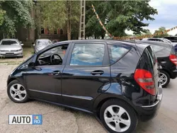 Negru Utilizat 2005 Mercedes A180 Hatchback | 2.199 EUR (Preț OK)