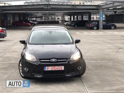 Negru Utilizat 2012 Ford Focus Titanium Break | 5.900 EUR (Scump)