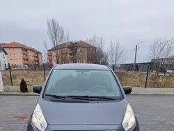 Gri Utilizat 2011 Kia Venga 2 Hatchback | 3.300 EUR