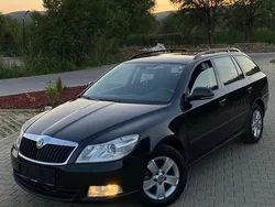 Culoarenegru Utilizat 2012 Skoda Octavia Elegance Break | 4.190 EUR (Preț bun)