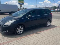 Albastru Utilizat 2011 Peugeot 5008 Monovolum | 4.100 EUR (Preț bun)