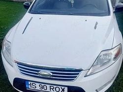 Utilizat 2008 Ford Mondeo Berlinǎ | 2.650 EUR