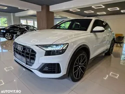 Alb Utilizat 2019 Audi Q8 SUV | 53.667 EUR
