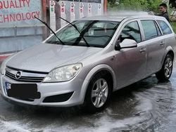 Utilizat 2010 Opel Astra Break | 2.100 EUR (Preț bun)