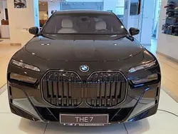 Culoarenegru Nouă 2025 BMW 750e Executive Berlinǎ | 156.774 EUR