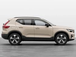 ["sand dune"] Utilizat 2025 Volvo XC40 Plus SUV | 46.487 EUR