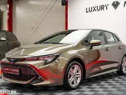 Gri Utilizat 2021 Toyota Corolla Hatchback | 19.990 EUR (Preț bun)