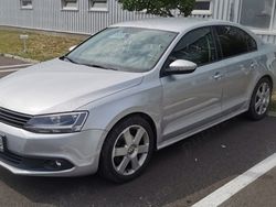 Gri Utilizat 2011 VW Jetta Berlinǎ | 5.500 EUR (Preț OK)