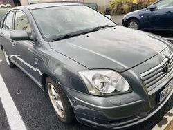 Gri Utilizat 2003 Toyota Avensis Berlinǎ | 1.800 EUR (Puțin scump)