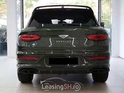 Verde Utilizat 2022 Bentley Bentayga SUV | 299.285 EUR