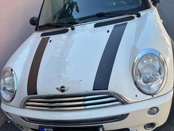 Culoarealb Utilizat 2006 Mini Cooper Hatchback | 3.800 EUR (Puțin scump)