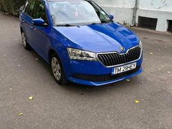 Culoarealbastru Utilizat 2019 Skoda Fabia Ambition Break | 7.800 EUR (Preț bun)