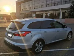 Gri Utilizat 2012 Ford Focus Champions Edition Break | 4.850 EUR