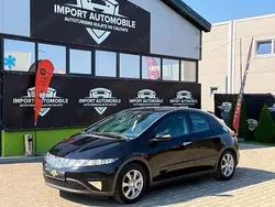 Culoarenegru Utilizat 2008 Honda Civic Sport Hatchback | 3.999 EUR (Preț bun)