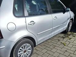 Gri Utilizat 2006 VW Polo | 2.200 EUR (Preț OK)