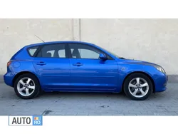 Albastru Utilizat 2004 Mazda 3 Hatchback | 2.000 EUR