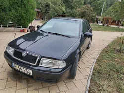 Utilizat 2009 Skoda Octavia Berlinǎ | 4.000 EUR