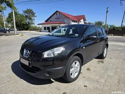 Negru Utilizat 2010 Nissan Qashqai SUV | 5.500 EUR