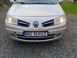 Culoareargint Utilizat 2008 Renault Mégane GrandTour Authentique Break | 2.550 EUR