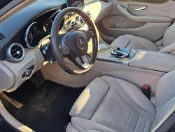 Culoarenegru Utilizat 2014 Mercedes C220 Avantgarde Berlinǎ | 14.300 EUR (Scump)