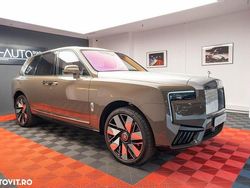 Culoaremaro Utilizat 2025 Rolls Royce Cullinan SUV | 562.646 EUR
