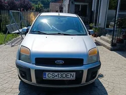 Argintiu Utilizat 2008 Ford Fusion Hatchback | 2.100 EUR (Super Preț)