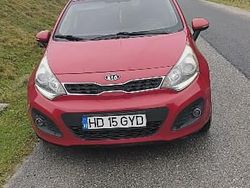 Roșu Utilizat 2012 Kia Rio 4 Berlinǎ | 4.500 EUR