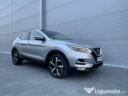 Gri Utilizat 2020 Nissan Qashqai SUV | 15.480 EUR (Preț bun)