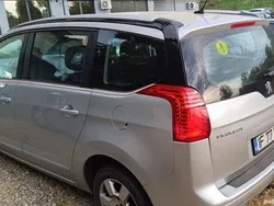 Utilizat 2011 Peugeot 5008 Monovolum | 5.000 EUR